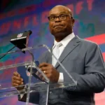 Mike-Singletary-4-Getty