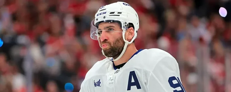 John-Tavares-with-Toronto-Maple-Leafs-1