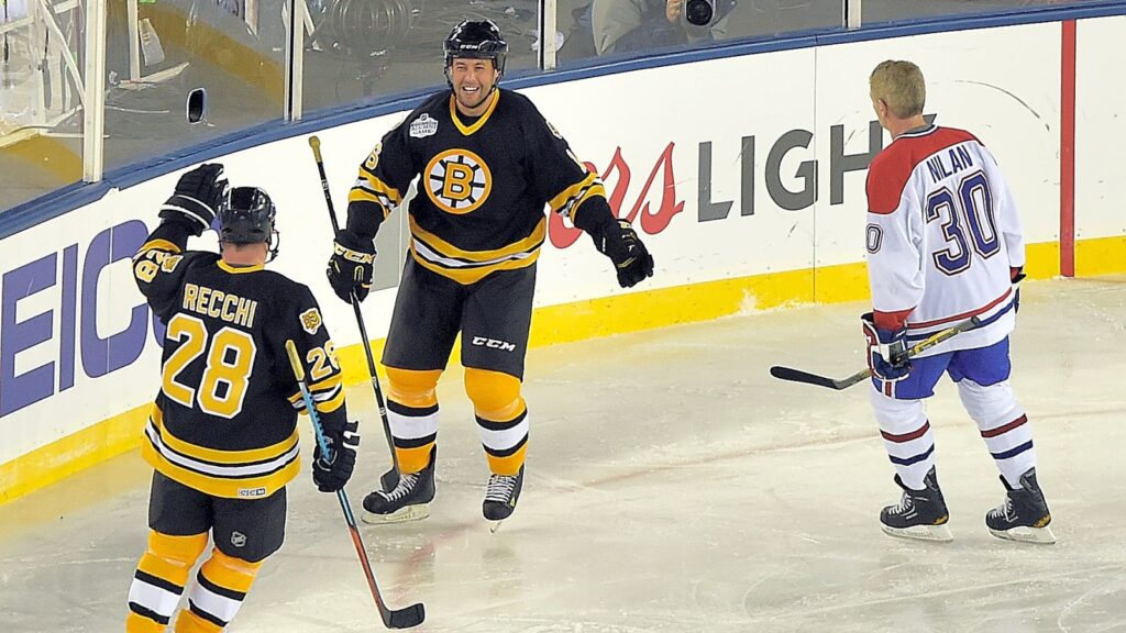 dec-31-2015-foxborough-ma-usa-boston-bruins