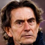 thomas-frank-on-the-touchline